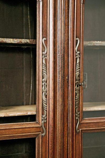 Early 19th Century French Oak Cabinet Buffet Deux Corps