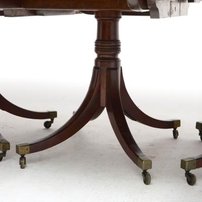 Early 19th Century Regency Mahogany Triple Pedestal Dining Table