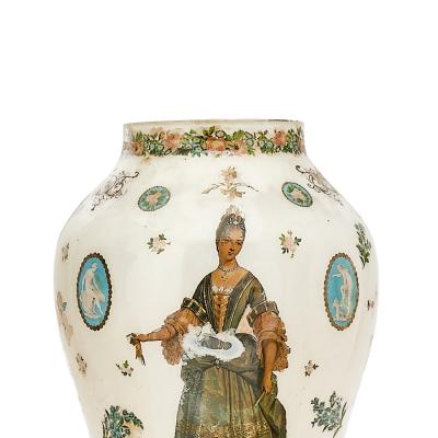 Early 19th Century Victorian Decalomania Decorative Vase London