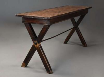 Early 19th century sycamore trestle ended tavern table of fine patina