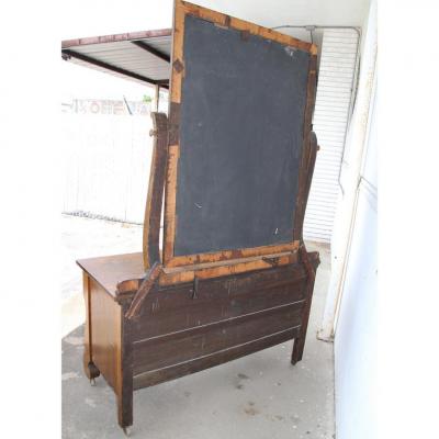 Early 20th Century Antique Tiger Oak Dresser
