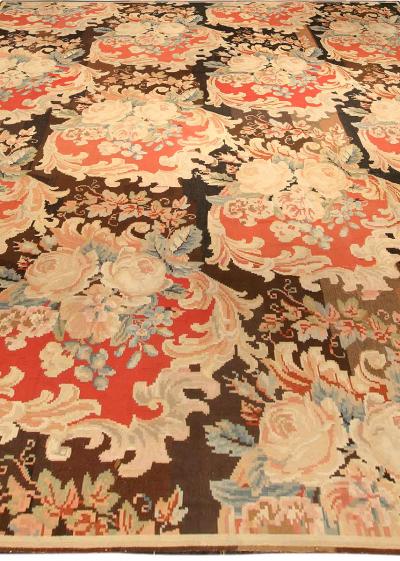 Early 20th Century Bessarabian Floral Bouquets Design Handmade Carpet