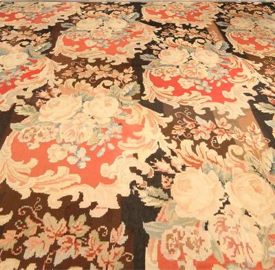 Early 20th Century Bessarabian Floral Bouquets Design Handmade Carpet