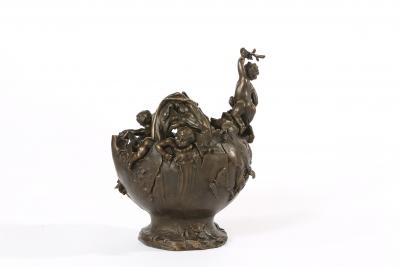 Early 20th Century Bronze Decorative Centerpiece