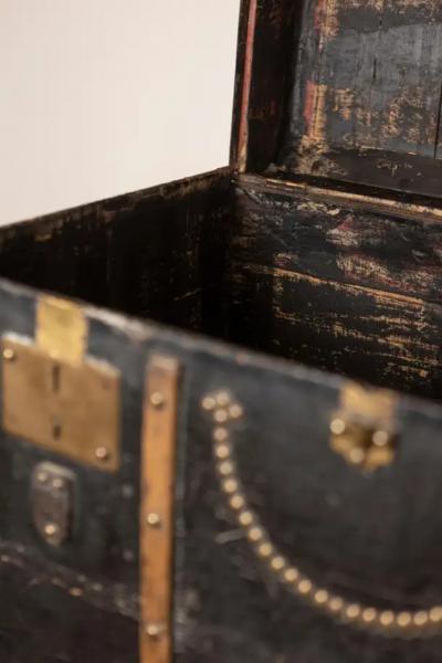 Early 20th Century French Travel Trunk with Brass Hardware