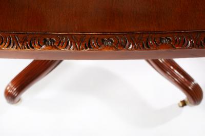 Early 20th Century Mahogany Wood Dining Room Table