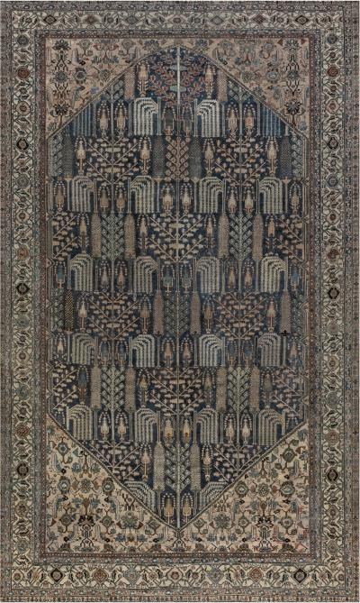 Early 20th Century Persian Bakhtiari Handmade Wool Rug in Blue Red Camel