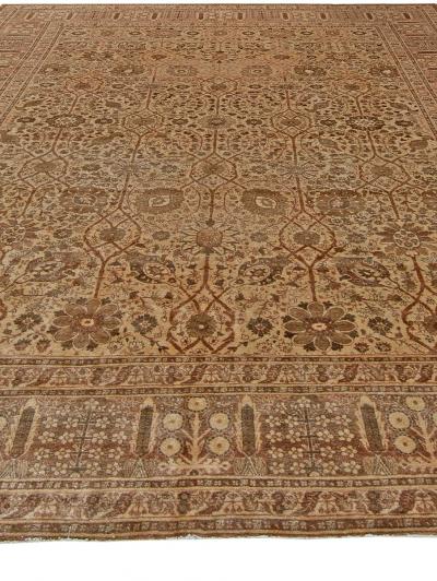 Early 20th Century Persian Tabriz Handwoven Wool Rug in Caramel Salmon Shades