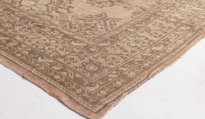 Early 20th Century Turkish Oushak Handmade Wool Rug