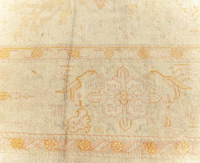 Early 20th Century Turkish Oushak Rug in Beige Orange Yellow Shades