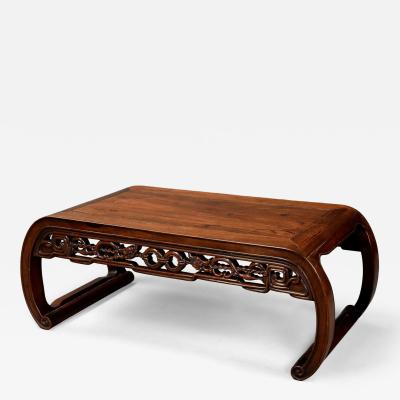 Early 20th century Chinese padouk rectangular low table