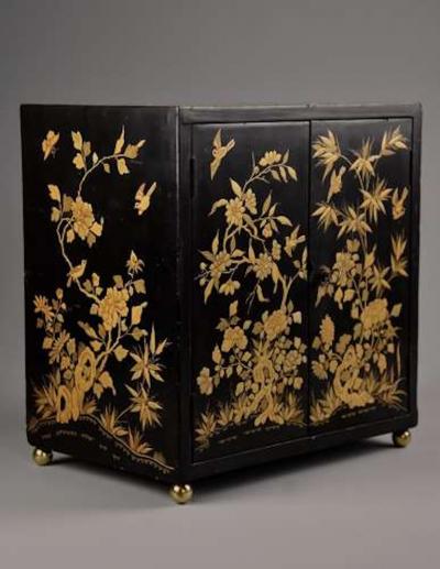 Early 20th century highly decorative Chinese lacquered table cabinet