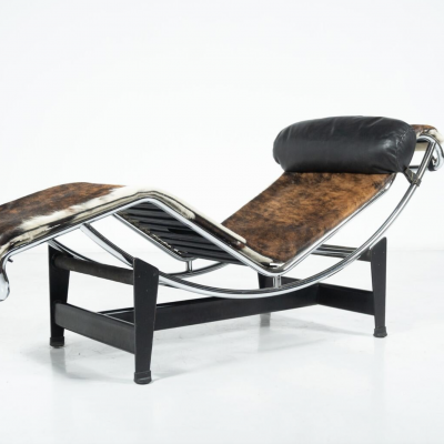 Early Edition Le Corbusier Lounge Chair LC4 For Cassina Italy