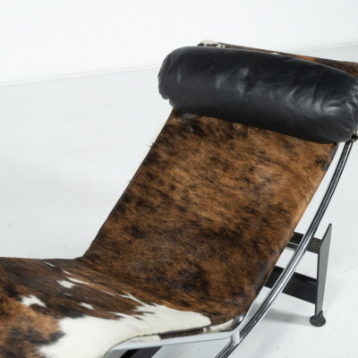 Early Edition Le Corbusier Lounge Chair LC4 For Cassina Italy