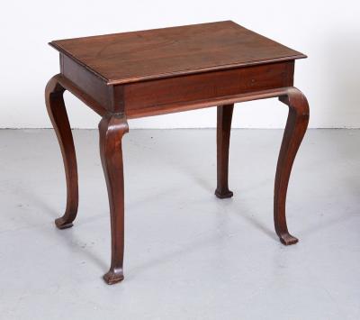 Early Georgian Oak Side Table