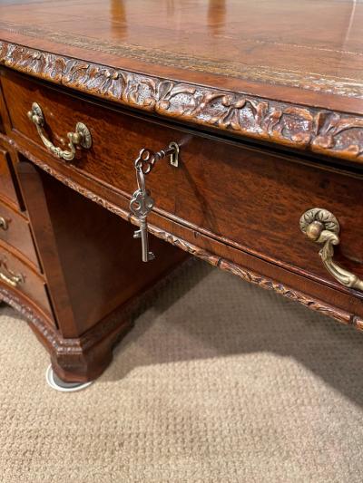 Early Victorian Burl Walnut 2 Pedestal Desk