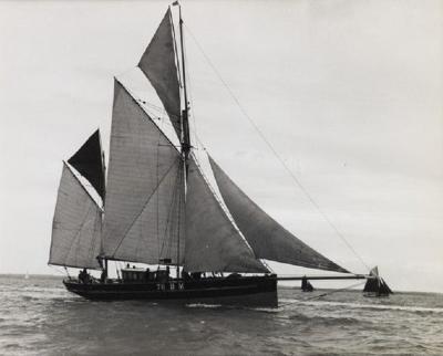 Early silver gelatin photo print by Beken of Cowes Brixam trawler BM76