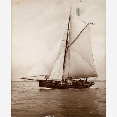 Early silver gelatin photo print by Beken of Cowes Yacht Senorita