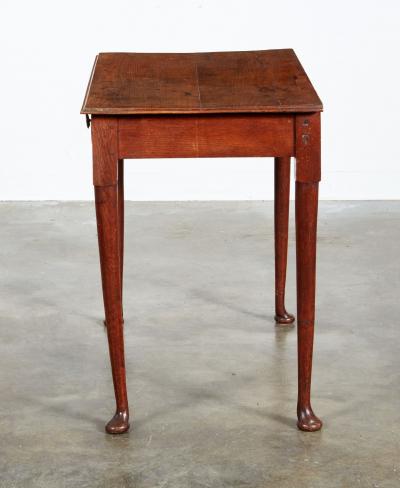 East Anglian Pad Foot Table