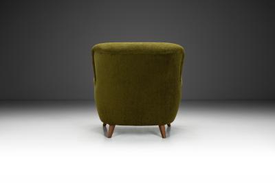 Easy Chair with Angled Beech Legs and Deep Green Upholstery Europe 1940s