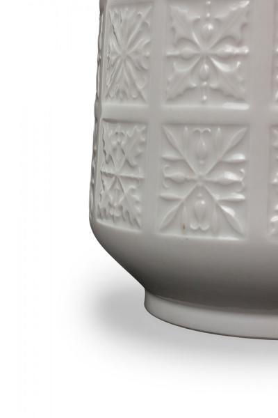 Edelstein Bavarian German Mid Century White Raised Snowflake Grid Patterned Whit