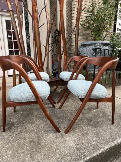 Edward Wormley FOUR MID CENTURY MODERN COMPASS DINING CHAIRS ATTRIBUTED TO EDWARD WORMLEY
