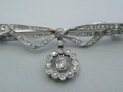 Edwardian Diamond and Platinum Bow Pin C 1900