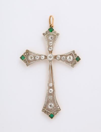 Edwardian diamond and emerald cross