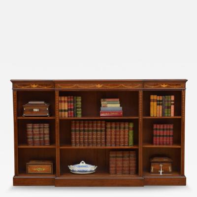 Edwards Roberts Edwards and Roberts Sheraton Revival Mahogany Open Bookcase