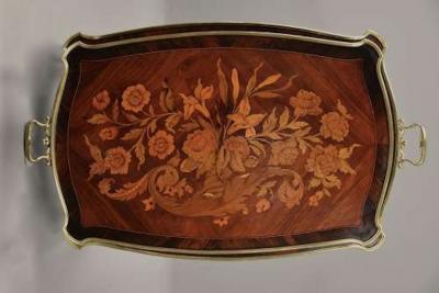 Edwards Roberts Fine quality late 19thc French style etagere by Edwards Roberts