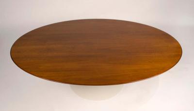 Eero Saarinen 1960s Eero Saarinen Oval Walnut Coffee Table for Knoll
