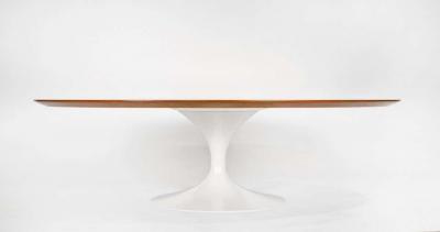 Eero Saarinen 1960s Eero Saarinen Oval Walnut Coffee Table for Knoll