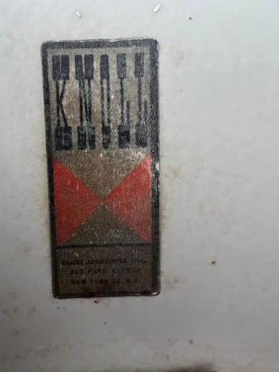 Eero Saarinen 1970 s Eero Saarinen for Knoll Tulip form Table 4 Chairs 2 side 2 arms