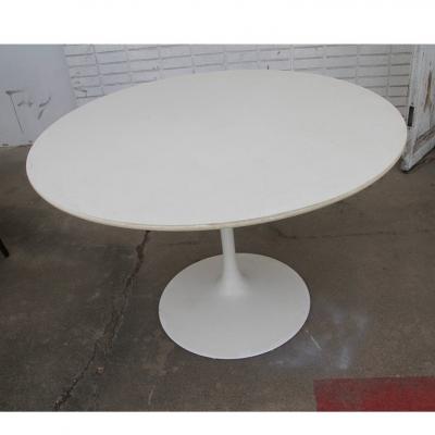 Eero Saarinen 42 Saarinen Style Tulip Table