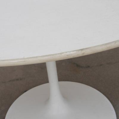 Eero Saarinen 42 Saarinen Style Tulip Table