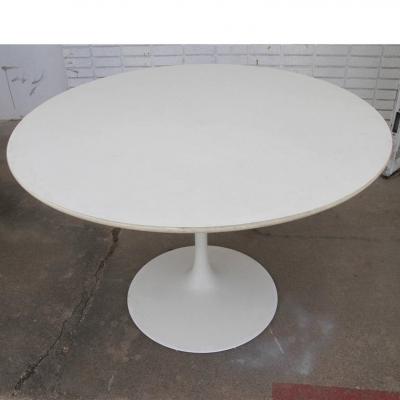 Eero Saarinen 42 Saarinen Style Tulip Table