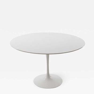 Eero Saarinen Dining table by Eero Saarinen by Knoll