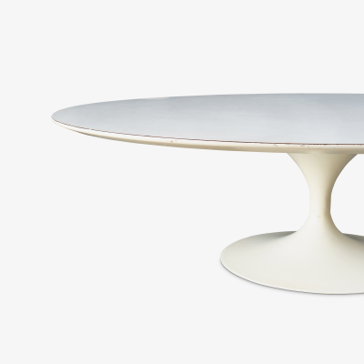 Eero Saarinen Early Eero Saarinen for Knoll Oval Pedestal Tulip Coffee Table in White Laminate