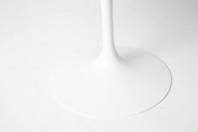 Eero Saarinen Eero Saarinen 42 Tulip Dining Table in Walnut for Knoll