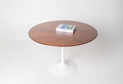 Eero Saarinen Eero Saarinen 42 Tulip Dining Table in Walnut for Knoll