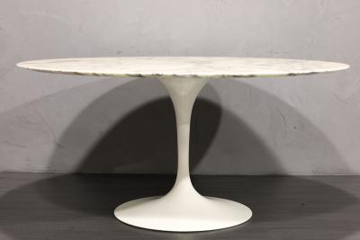Eero Saarinen Eero Saarinen for Knoll 60 Tulip Table in Arabescato Marble