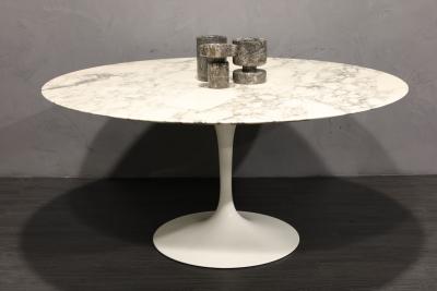 Eero Saarinen Eero Saarinen for Knoll 60 Tulip Table in Arabescato Marble