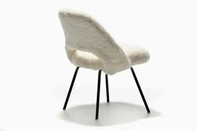 Eero Saarinen Eero Saarinen for Knoll Executive Side Chair in White Ivory Shearling c 1950