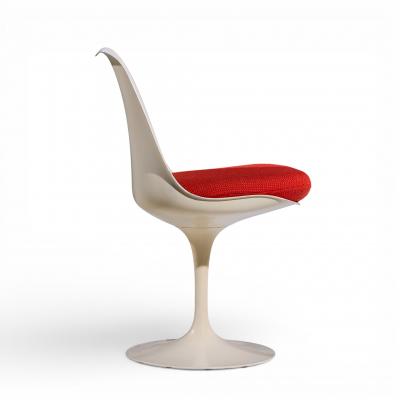 Eero Saarinen Eero Saarinen for Knoll Mid Century Tulip Side Chair Pair