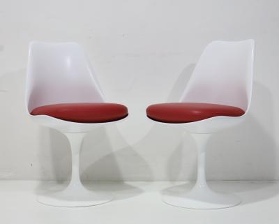 Eero Saarinen Eero Saarinen for Knoll Tulip Chairs Set of Two