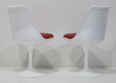 Eero Saarinen Eero Saarinen for Knoll Tulip Chairs Set of Two
