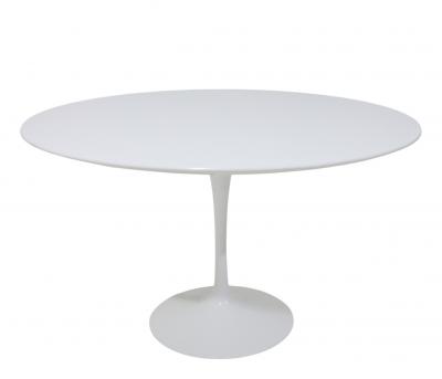 Eero Saarinen Eero Saarinen for Knoll Tulip Table 47 