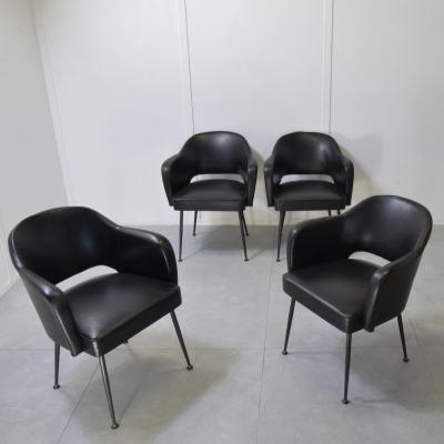 Eero Saarinen Eero Saarinen in the manner armchairs in sky 1960s 