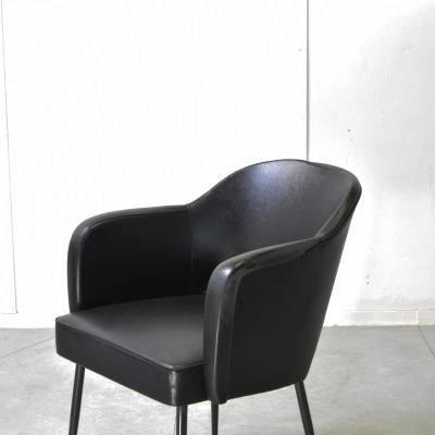 Eero Saarinen Eero Saarinen in the manner armchairs in sky 1960s 