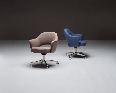 Eero Saarinen Executive Swivel Office Chair by Eero Saarinen for Knoll c 1950